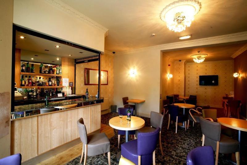 Dene Hotel Нюкасъл ъпон Тайн Екстериор снимка